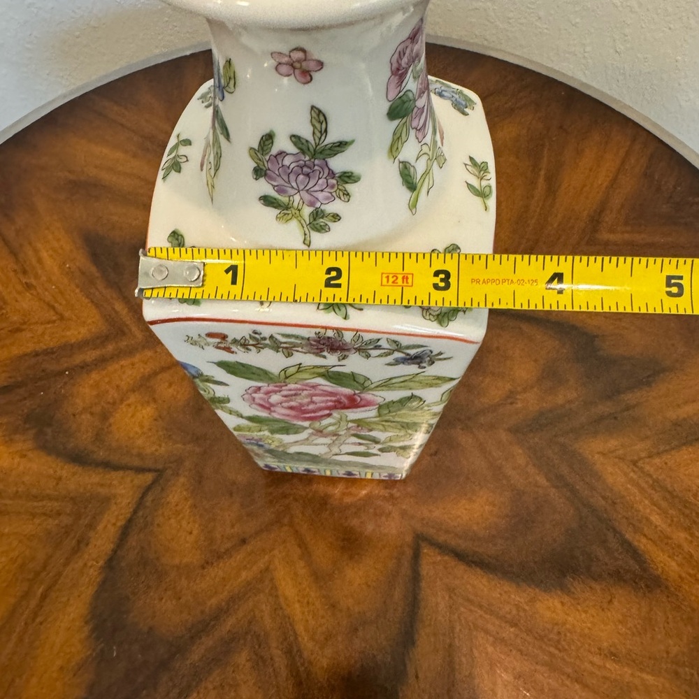 Vintage Made in Macu 10 Inch Floral Porcelain Vase - Picture 8 of 12